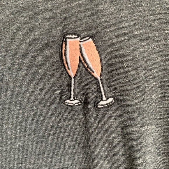 Banana Republic champagne “cheers” tee-XS - Picture 4 of 5